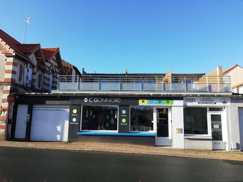 Studios Les 3 Eclats Saint-Laurent-sur-Sevre Εξωτερικό φωτογραφία